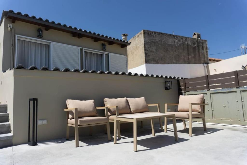 Casa Di Kapaka - New Villa In The Countryside Roupai المظهر الخارجي الصورة