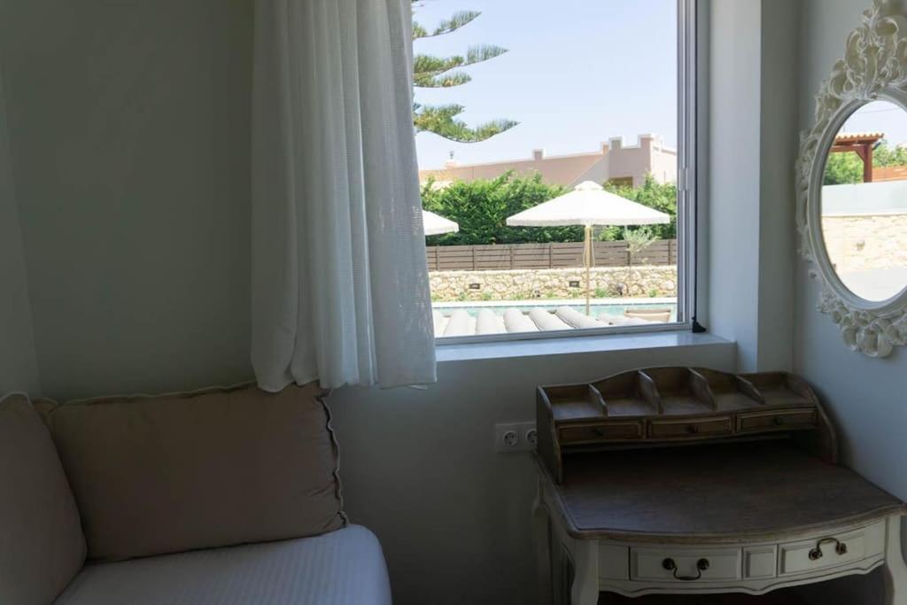Casa Di Kapaka - New Villa In The Countryside Roupai المظهر الخارجي الصورة