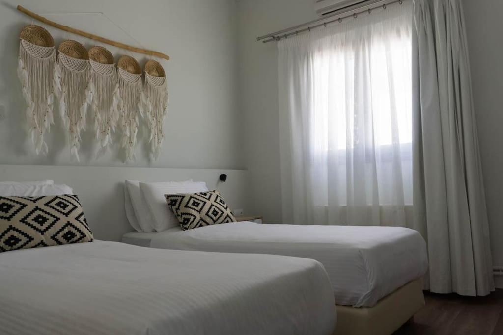 Casa Di Kapaka - New Villa In The Countryside Roupai المظهر الخارجي الصورة