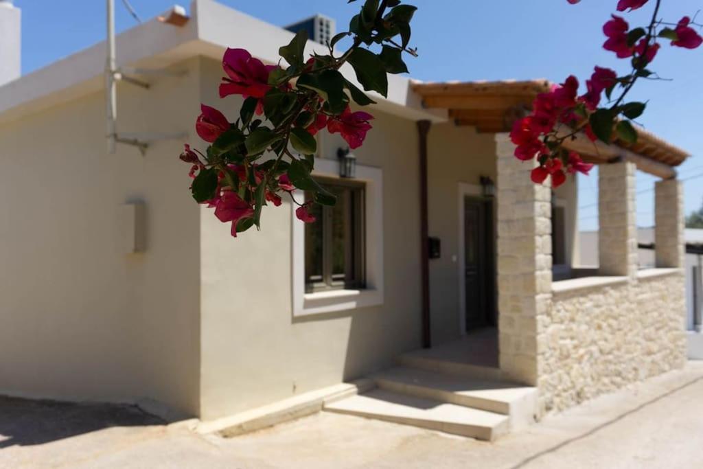 Casa Di Kapaka - New Villa In The Countryside Roupai المظهر الخارجي الصورة