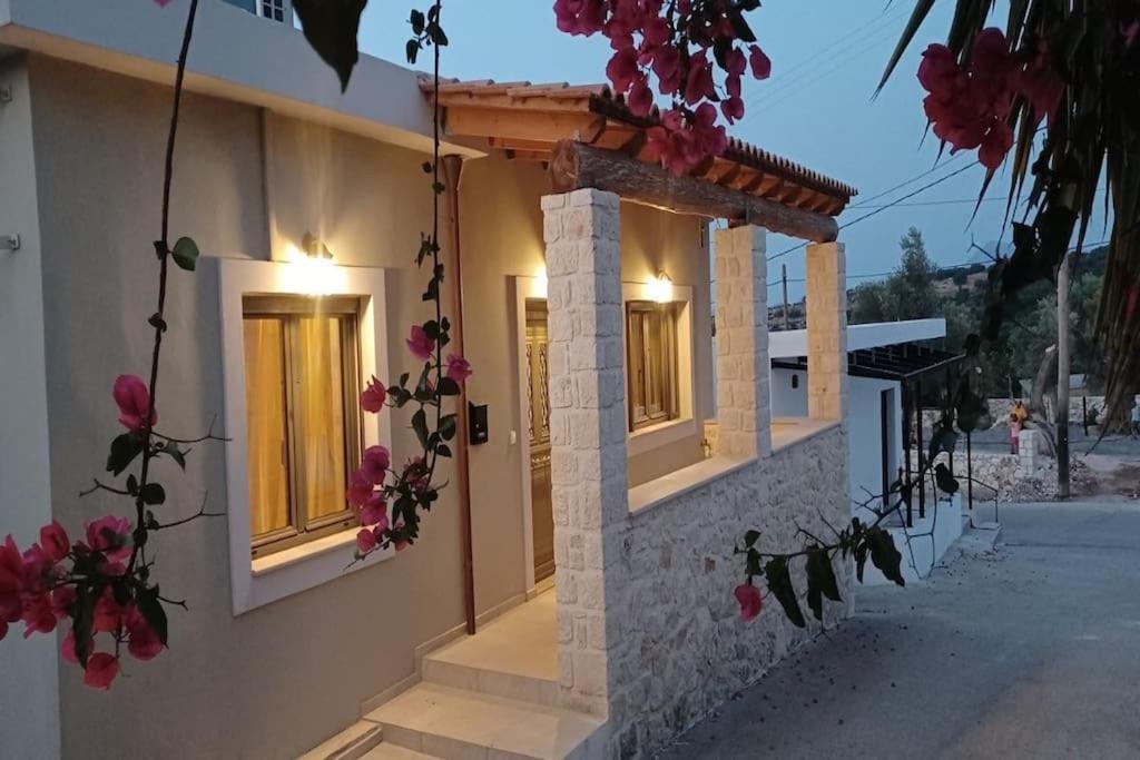 Casa Di Kapaka - New Villa In The Countryside Roupai المظهر الخارجي الصورة