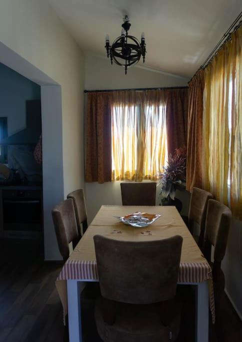 Casa Di Kapaka - New Villa In The Countryside Roupai المظهر الخارجي الصورة